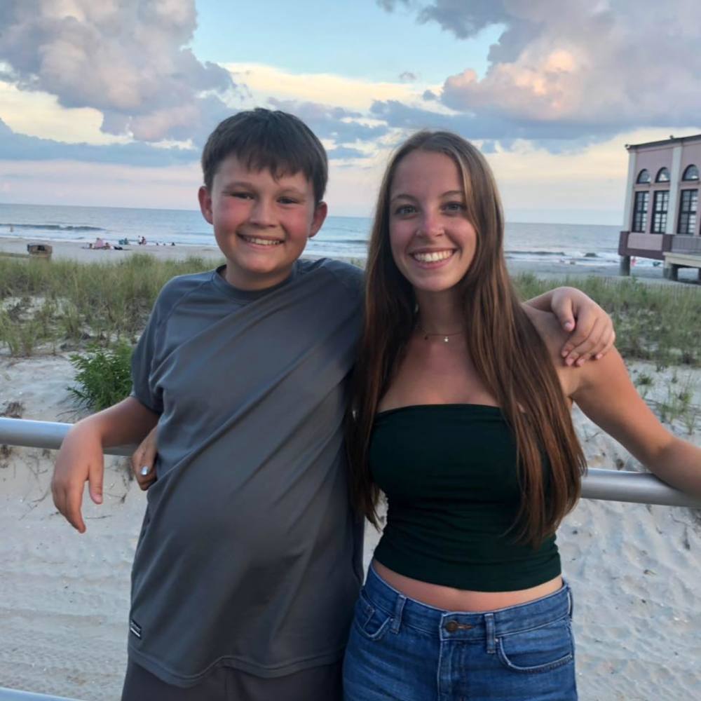 Meet your Posher, Lorraine